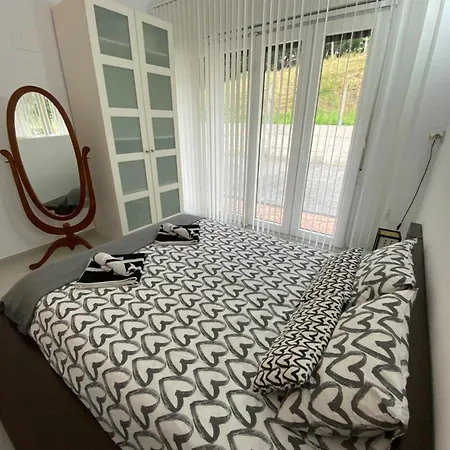 Apartment Caserio Ea Ea